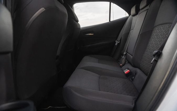 Toyota Corolla cena 74800 przebieg: 123000, rok produkcji 2020 z Opole Lubelskie małe 211